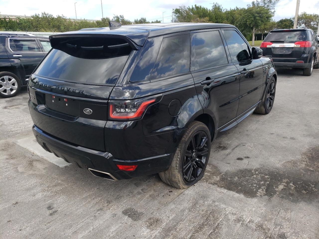 Photo 4 from auction – 2020 LAND ROVER RANGE ROVE with VIN SALWR2SUXLA726922