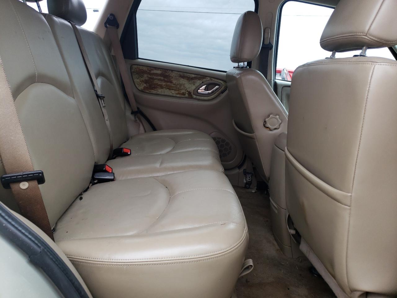 Photo 6 from auction – 2005 MAZDA TRIBUTE I with VIN 4F2YZ92Z95KM65624