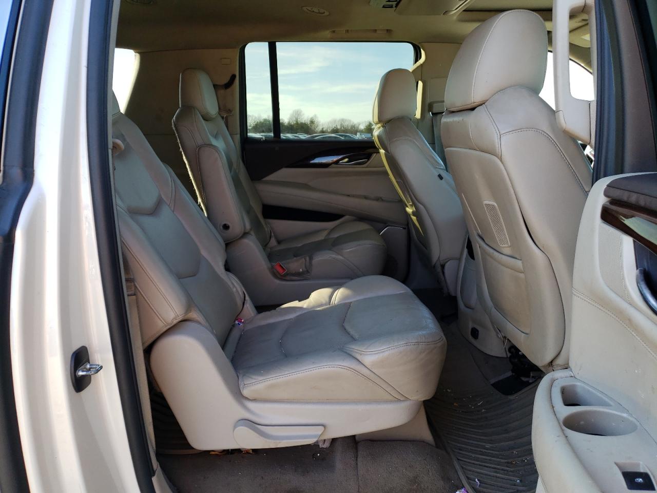 Photo 6 from auction – 2015 CADILLAC ESCALADE E with VIN 1GYS4SKJ5FR707091