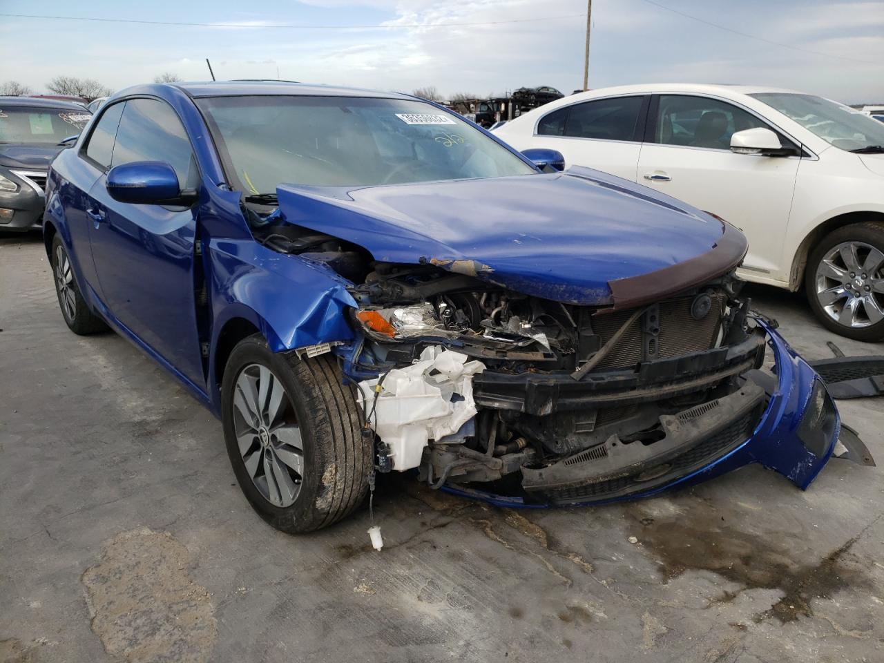 KIA FORTE EX 2013 with VIN KNAFU6A27D5655635 - Photo from auction