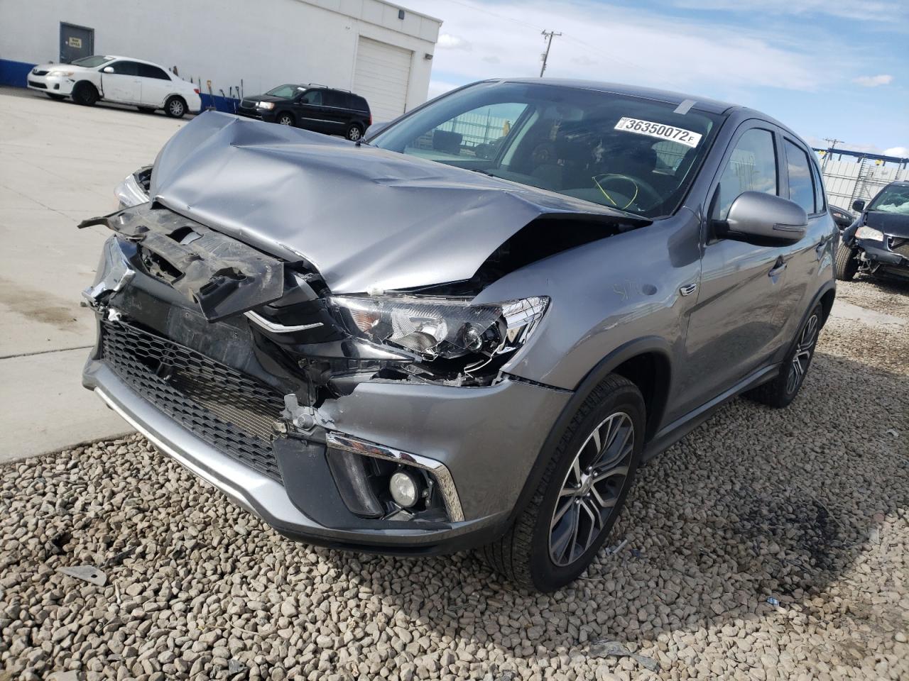 Photo 2 from auction – 2019 MITSUBISHI OUTLANDER with VIN JA4AR3AU1KU013715