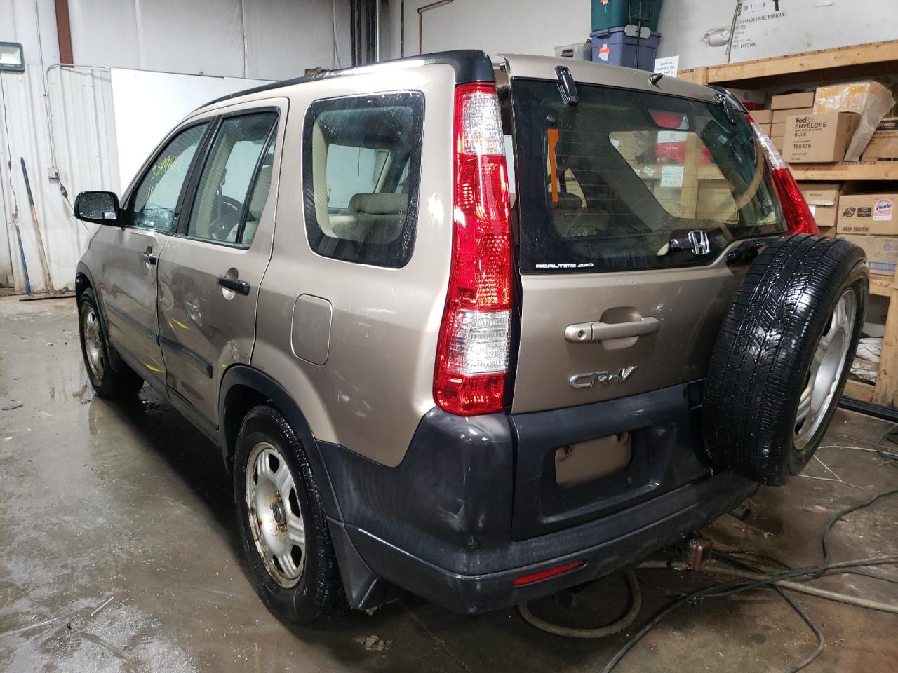 Photo 3 from auction – 2005 HONDA CR-V LX with VIN SHSRD78585U340552