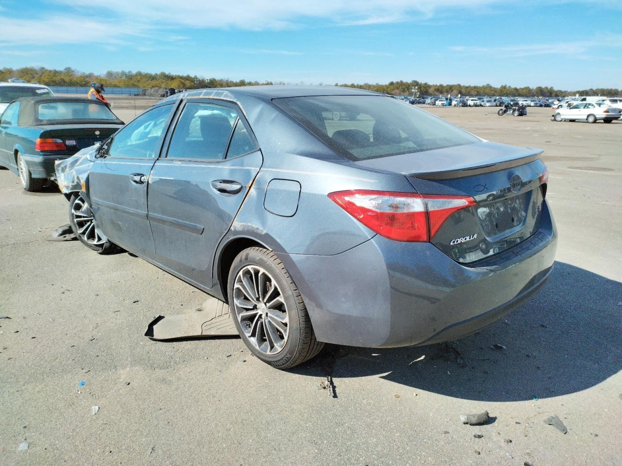Photo 3 from auction – 2015 TOYOTA COROLLA L with VIN 2T1BURHE0FC290952