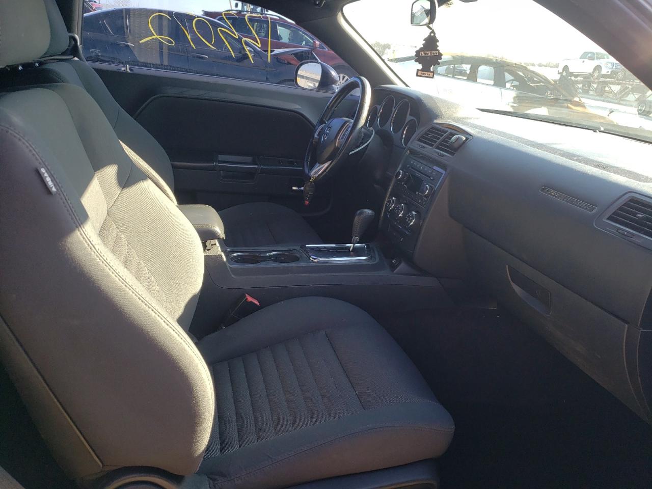Photo 5 from auction – 2011 DODGE CHALLENGER with VIN 2B3CJ4DG5BH604328