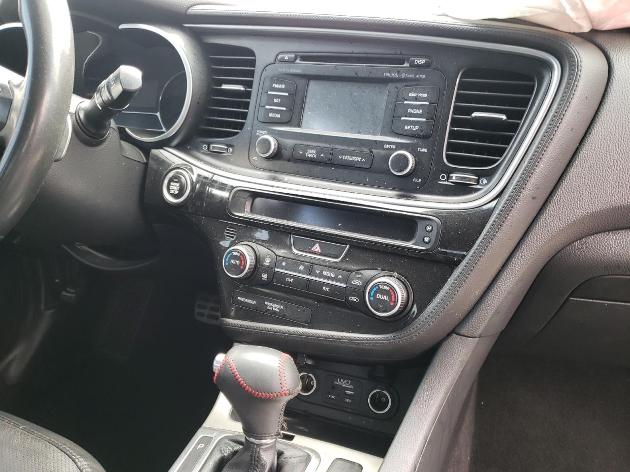 Photo 9 from auction – 2015 KIA OPTIMA SX with VIN 5XXGR4A67FG427147