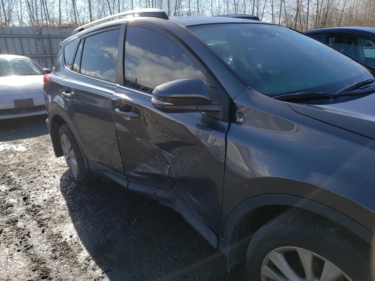 Photo 9 from auction – 2014 TOYOTA RAV4 LIMIT with VIN 2T3DFREVXEW193897