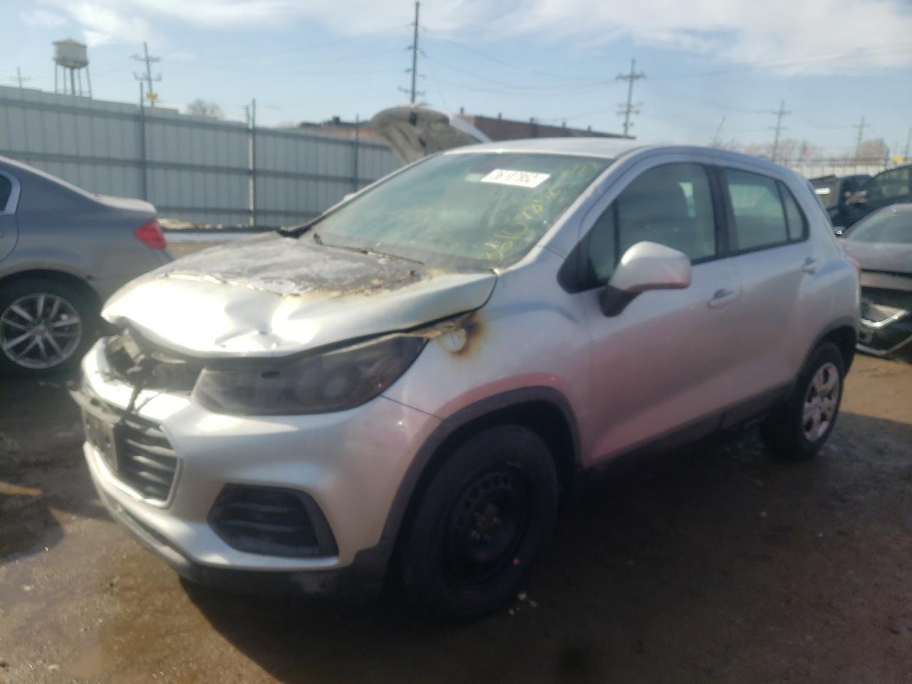 Photo 2 from auction – 2017 CHEVROLET TRAX LS with VIN KL7CJKSB5HB172719