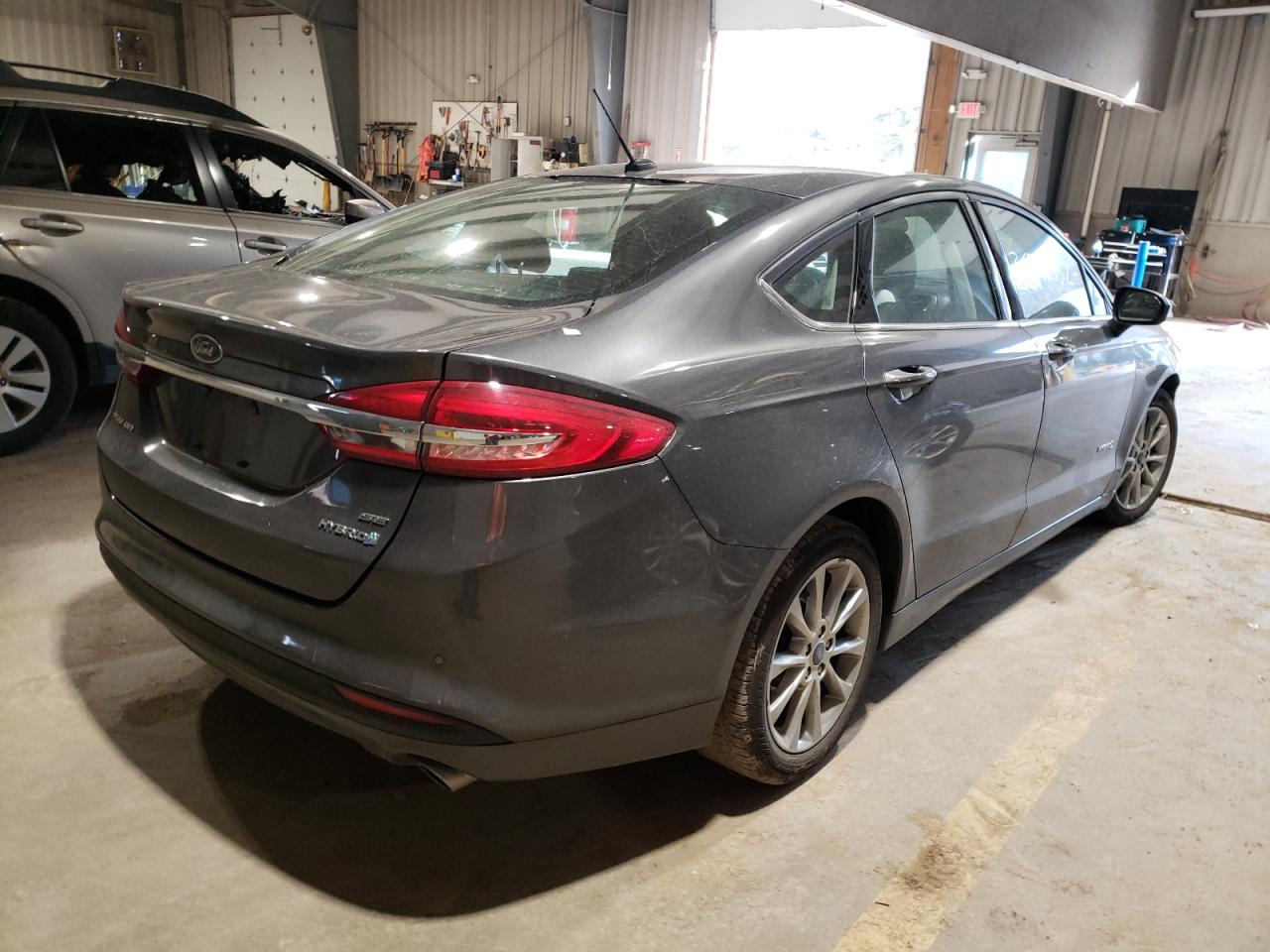 Photo 4 from auction – 2017 FORD FUSION SE with VIN 3FA6P0LU0HR196849