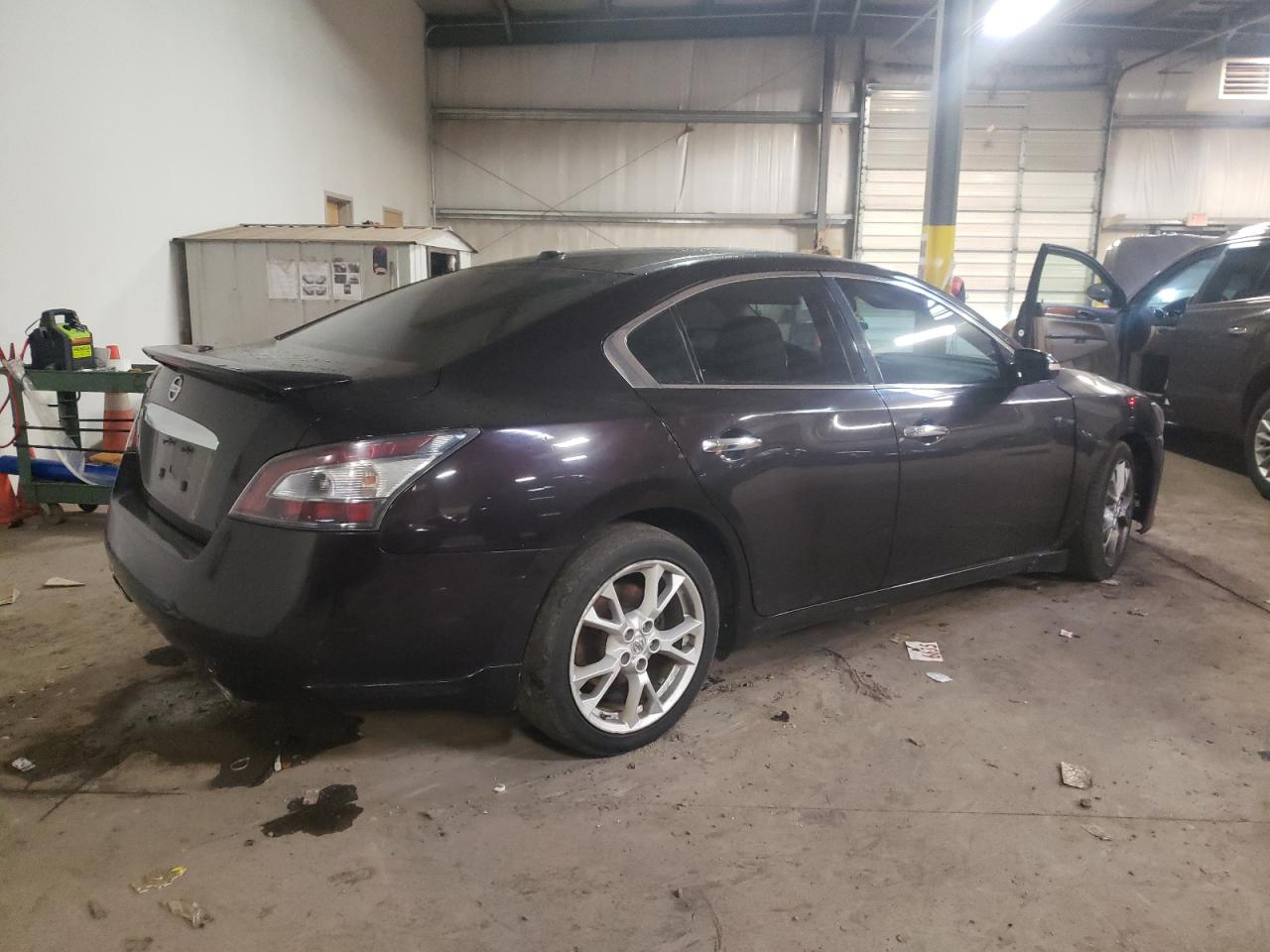 Photo 4 from auction – 2012 NISSAN MAXIMA S with VIN 1N4AA5AP0CC851251