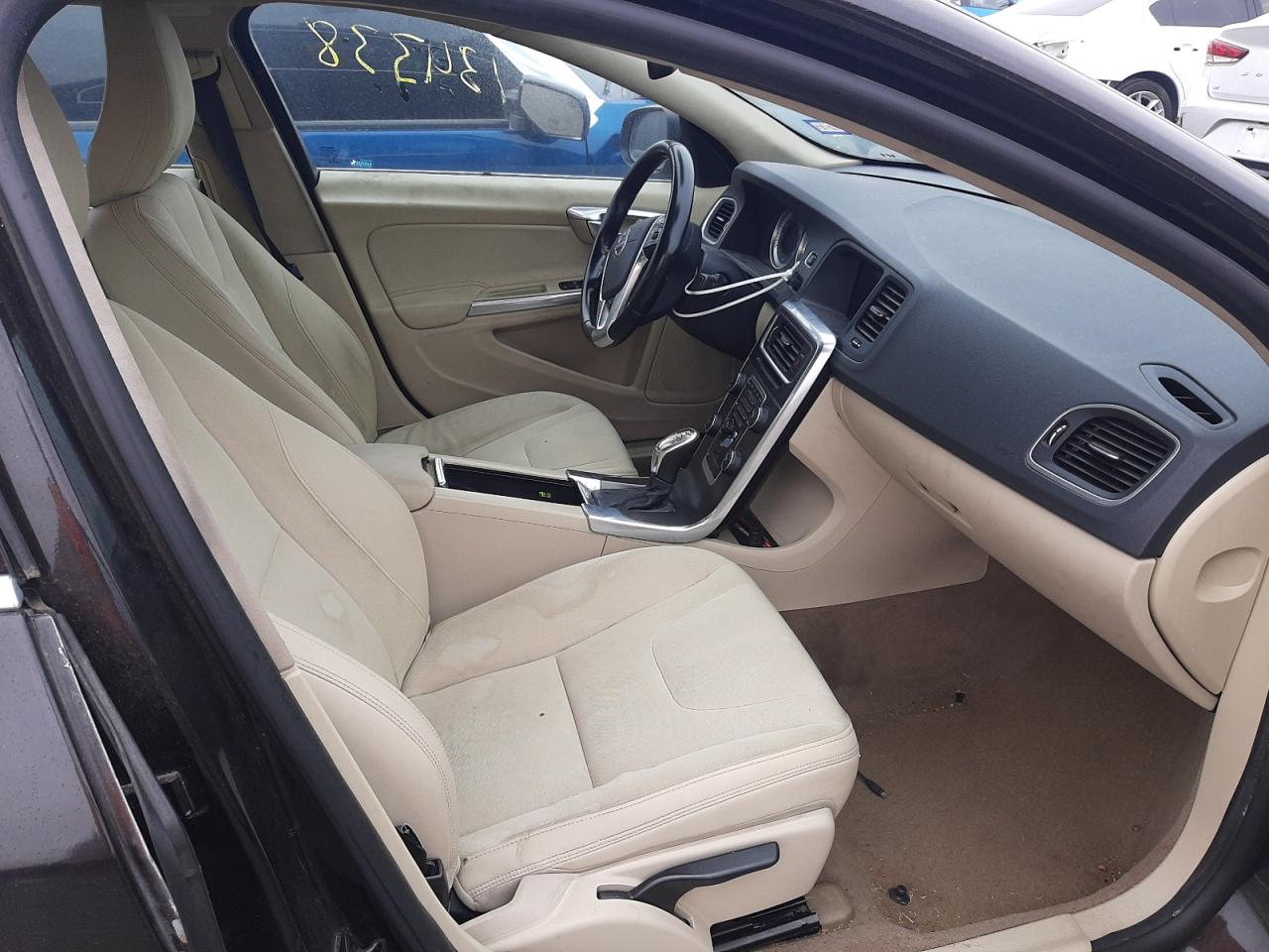 Photo 5 from auction – 2013 VOLVO S60 T5 with VIN YV1612FS2D2183255
