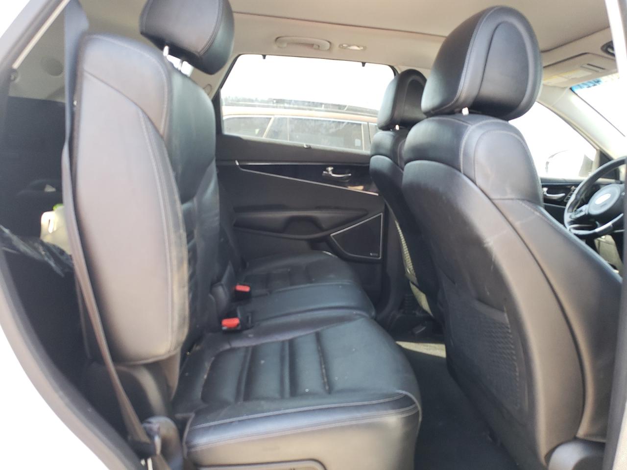 Photo 6 from auction – 2016 KIA SORENTO SX with VIN 5XYPK4A55GG031016