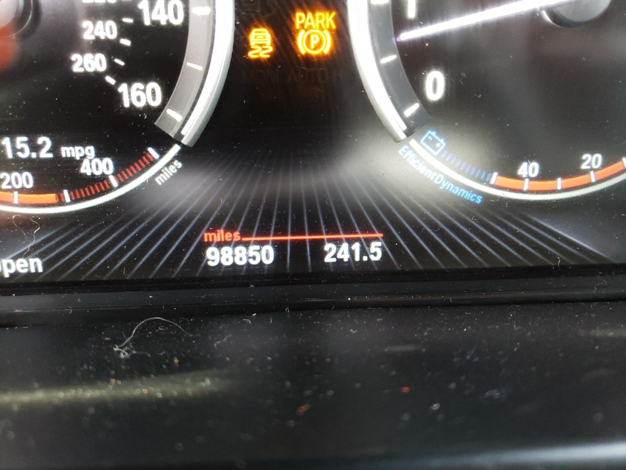 Photo 8 from auction – 2015 BMW X5 XDRIVE3 with VIN 5UXKR0C53F0K64682
