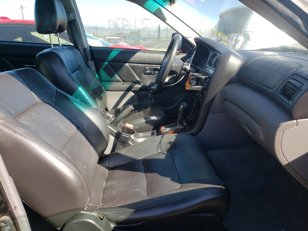Photo 5 from auction – 2001 SUBARU LEGACY OUT with VIN 4S3BH686917655845