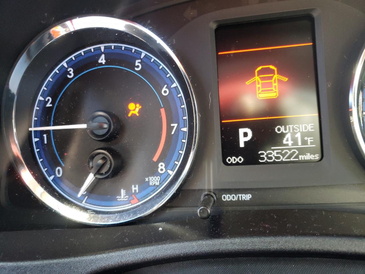 Photo 8 from auction – 2017 TOYOTA COROLLA with VIN 2T1BURHE1HC843658