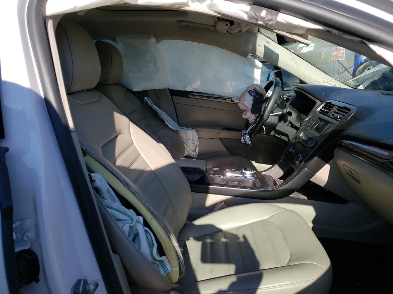 Photo 5 from auction – 2017 FORD FUSION SE with VIN 3FA6P0HD9HR114478