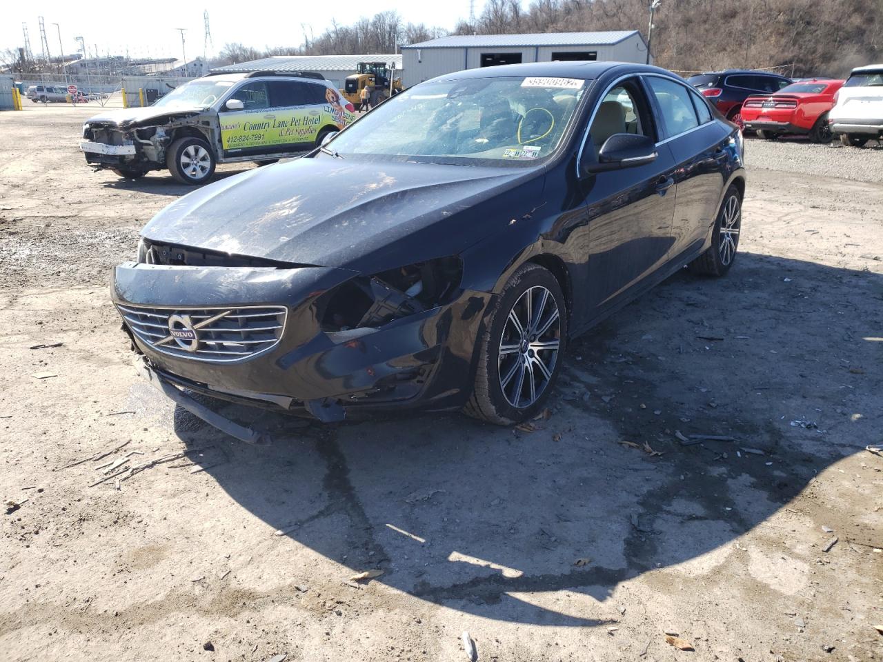 Photo 2 from auction – 2017 VOLVO S60 PREMIE with VIN LYV402TKXHB147743