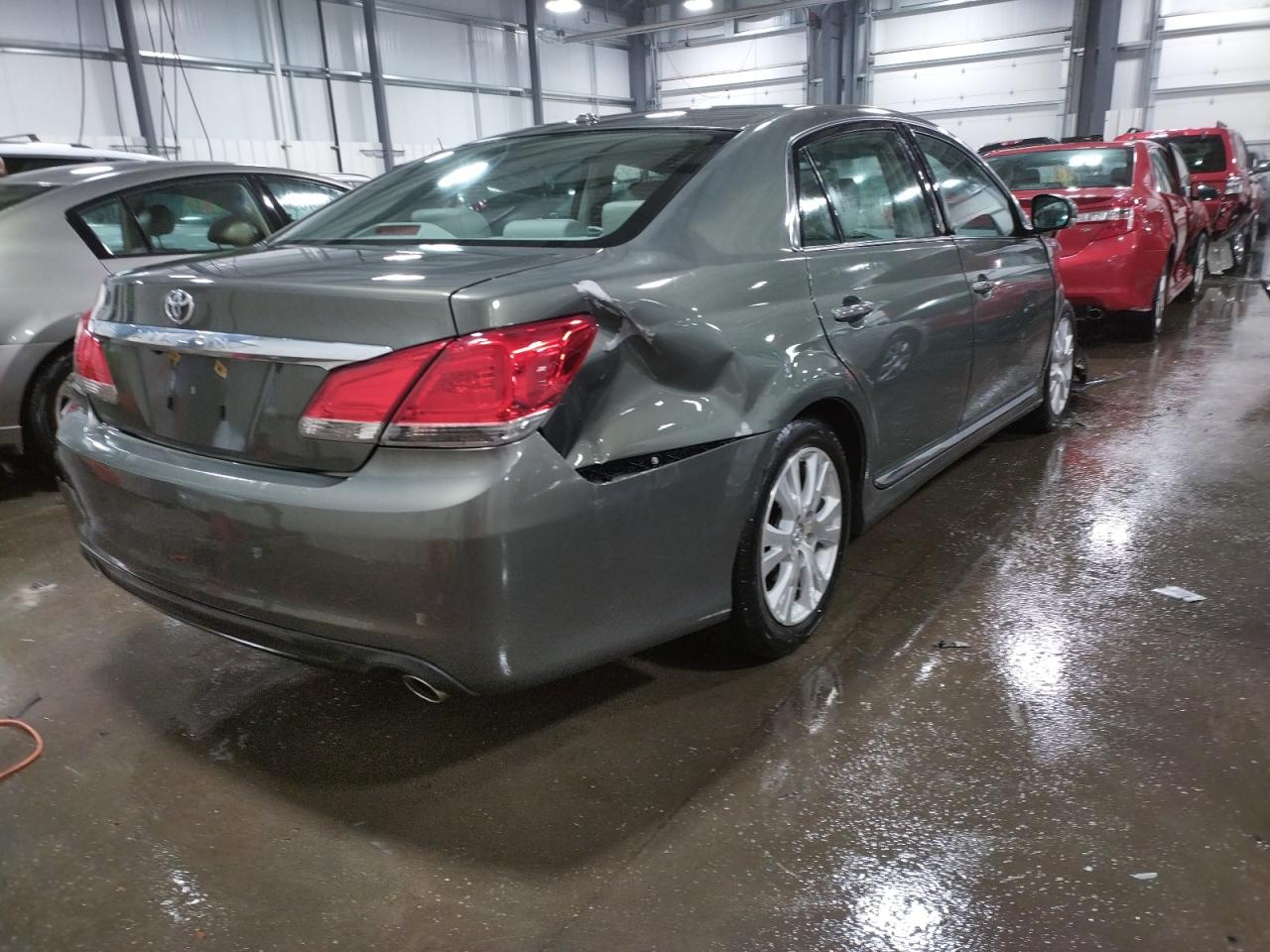 Photo 4 from auction – 2012 TOYOTA AVALON BAS with VIN 4T1BK3DB6CU457324