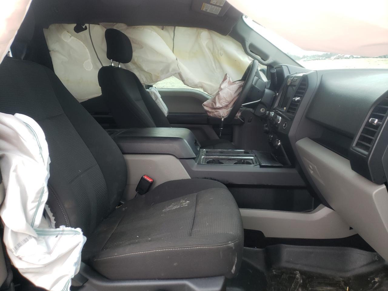 Photo 5 from auction – 2017 FORD F150 SUPER with VIN 1FTEX1EP6HFB73138