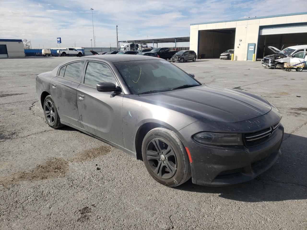 DODGE CHARGER SE 2015 with VIN 2C3CDXBG8FH838807 - Photo from auction