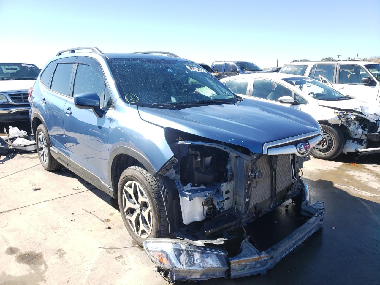 SUBARU FORESTER P 2020 with VIN JF2SKAJC5LH542963 - Photo from auction