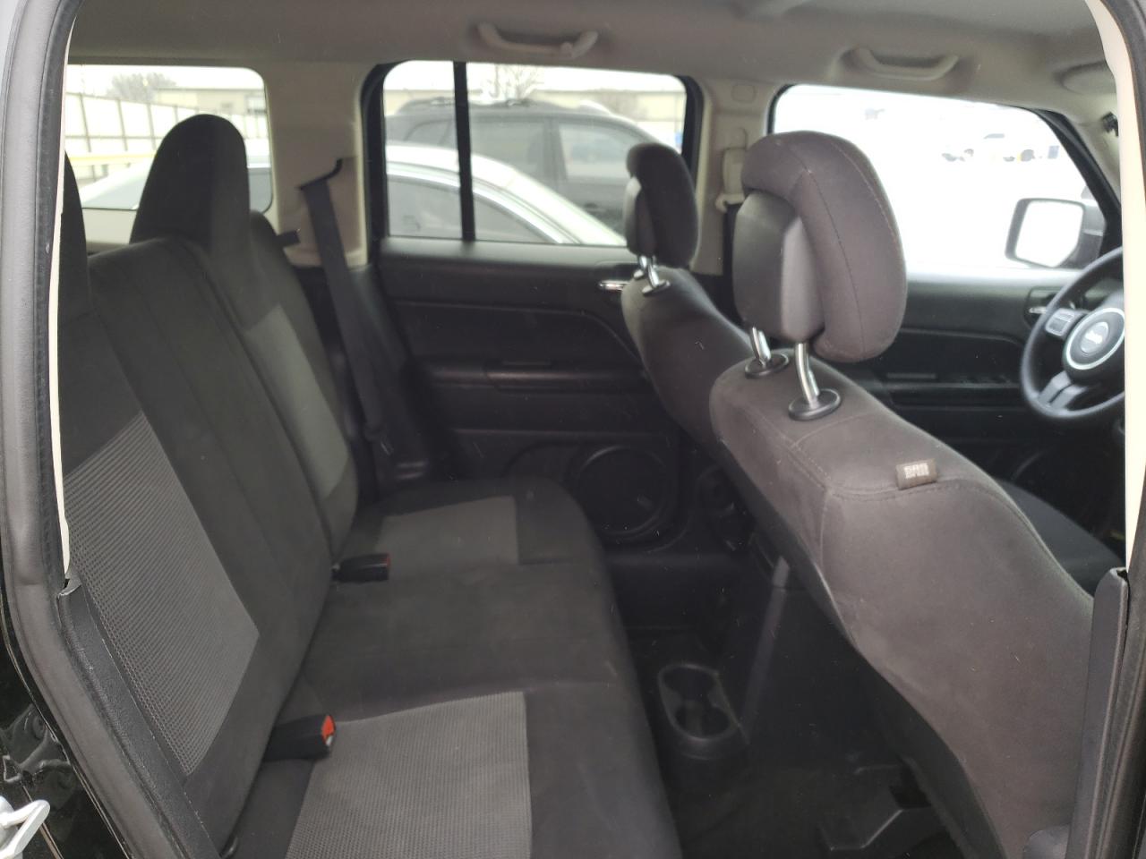 Photo 6 from auction – 2015 JEEP PATRIOT SP with VIN 1C4NJPBA0FD358797