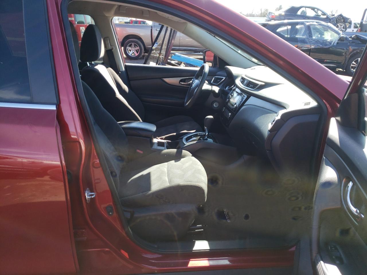 Photo 5 from auction – 2016 NISSAN ROGUE S with VIN KNMAT2MT0GP614978