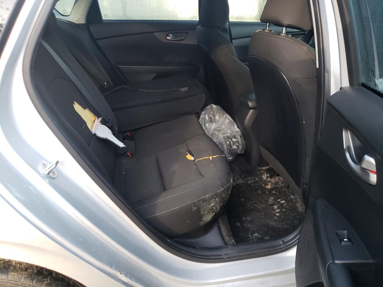 Photo 6 from auction – 2020 KIA FORTE FE with VIN 3KPF24AD0LE245857