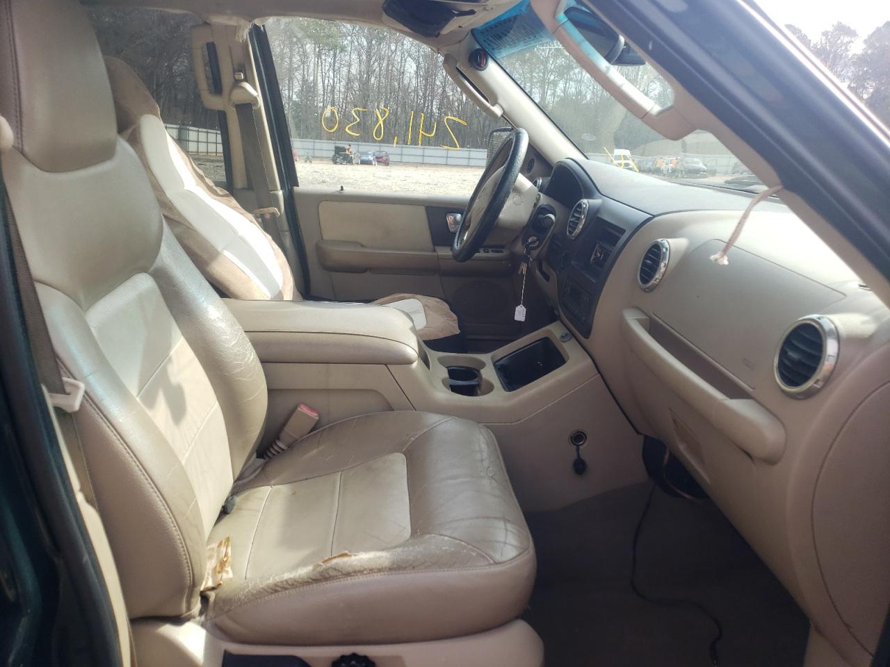 Photo 5 from auction – 2003 FORD EXPEDITION with VIN 1FMFU18L83LB31517