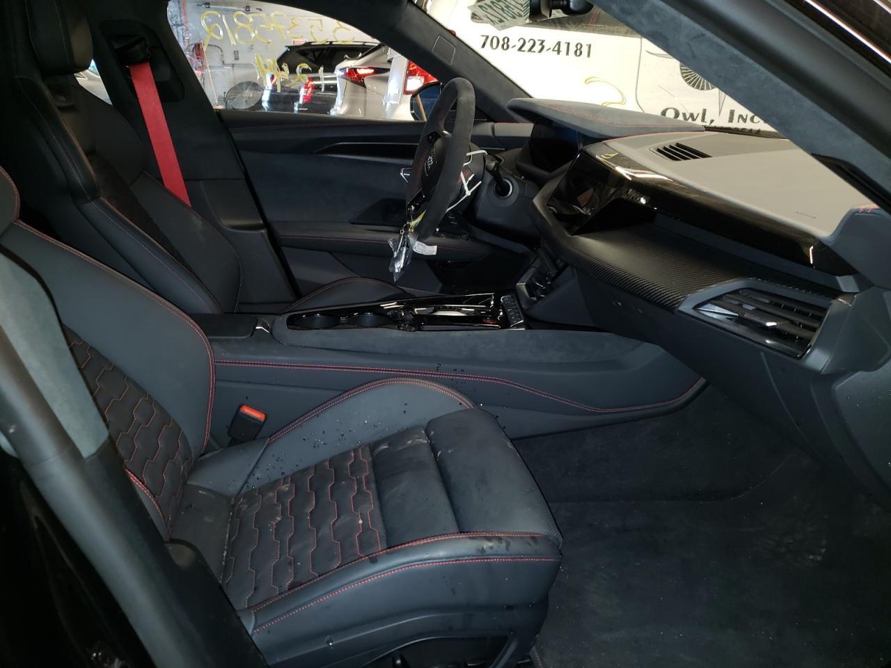 Photo 5 from auction – 2022 AUDI RS E-TRON with VIN WAUAHBFW1N7901975