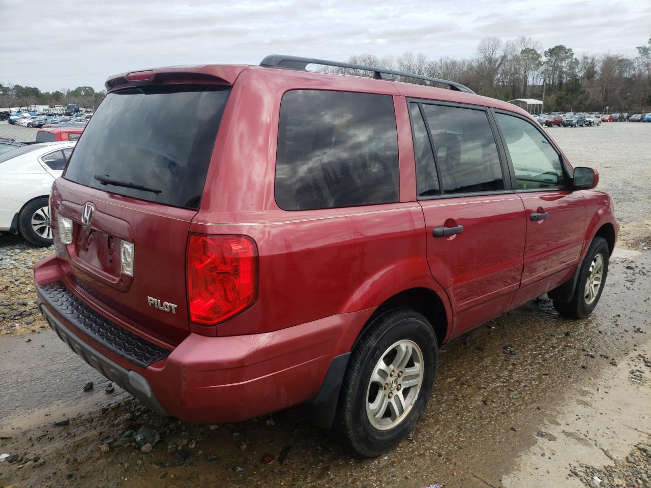Photo 4 from auction – 2004 HONDA PILOT EXL with VIN 2HKYF185X4H564531
