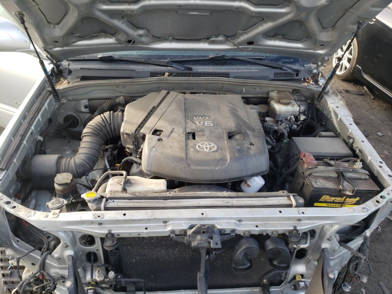 Photo 7 from auction – 2004 TOYOTA 4RUNNER SR with VIN JTEBU14R540051653