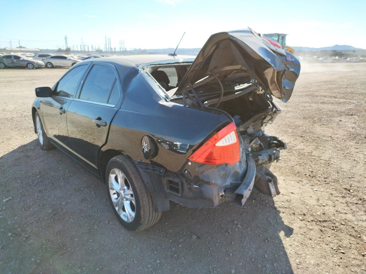 Photo 3 from auction – 2012 FORD FUSION SE with VIN 3FAHP0HA3CR438095