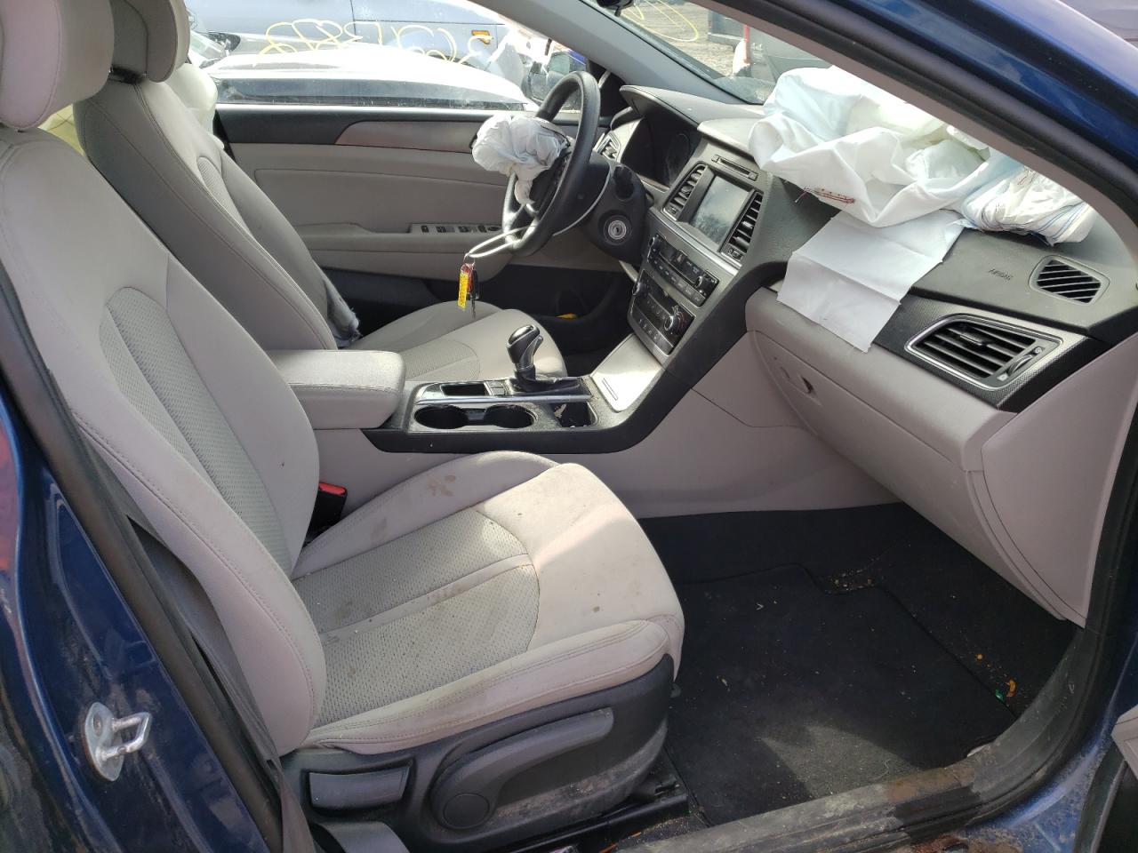 Photo 5 from auction – 2017 HYUNDAI SONATA SPO with VIN 5NPE34AF0HH510094