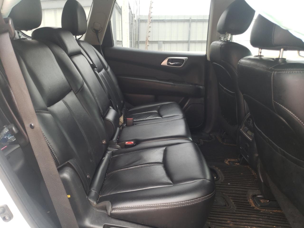 Photo 6 from auction – 2015 NISSAN PATHFINDER with VIN 5N1AR2MN3FC602003
