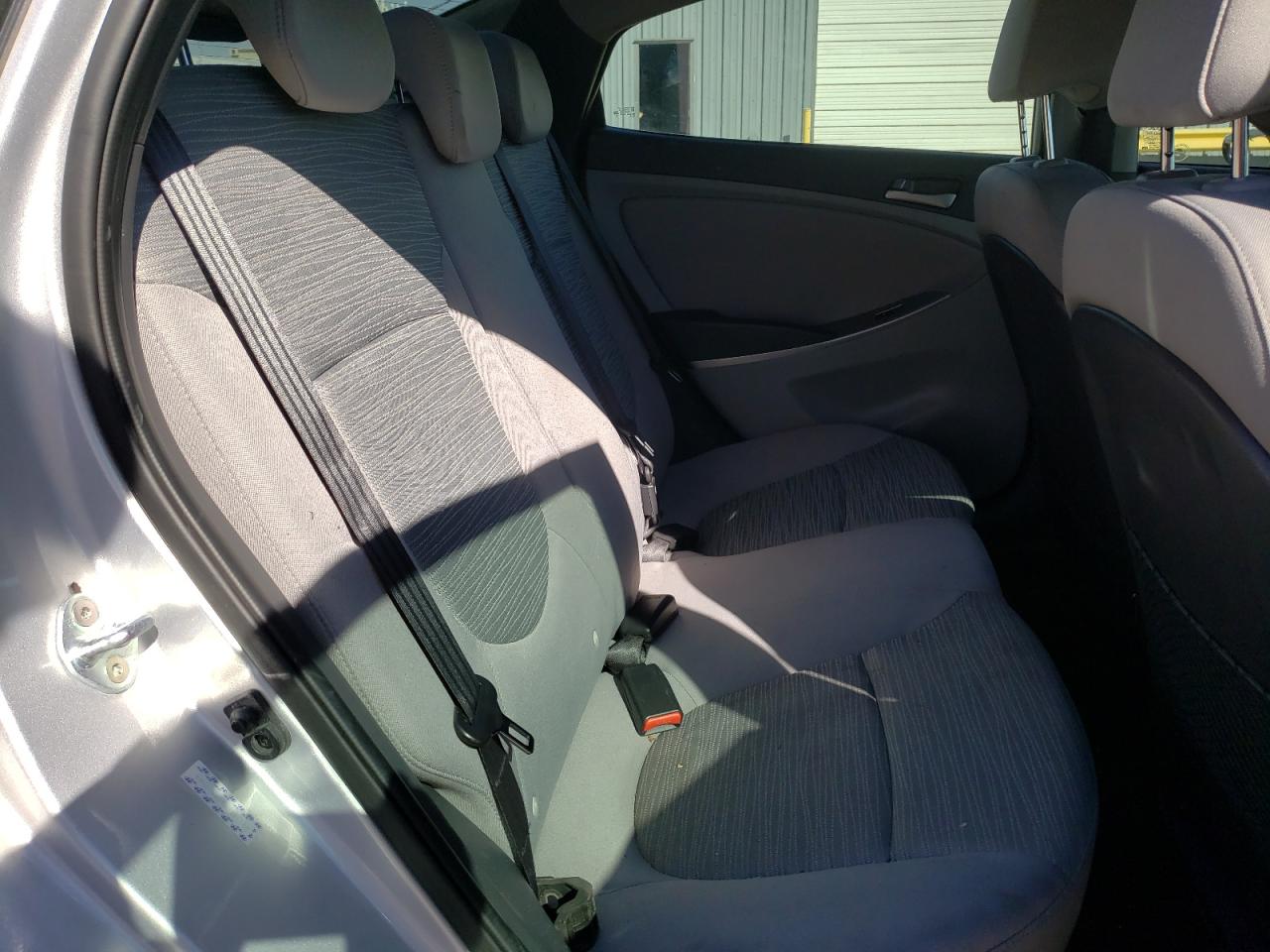 Photo 6 from auction – 2017 HYUNDAI ACCENT SE with VIN KMHCT4AE1HU321583