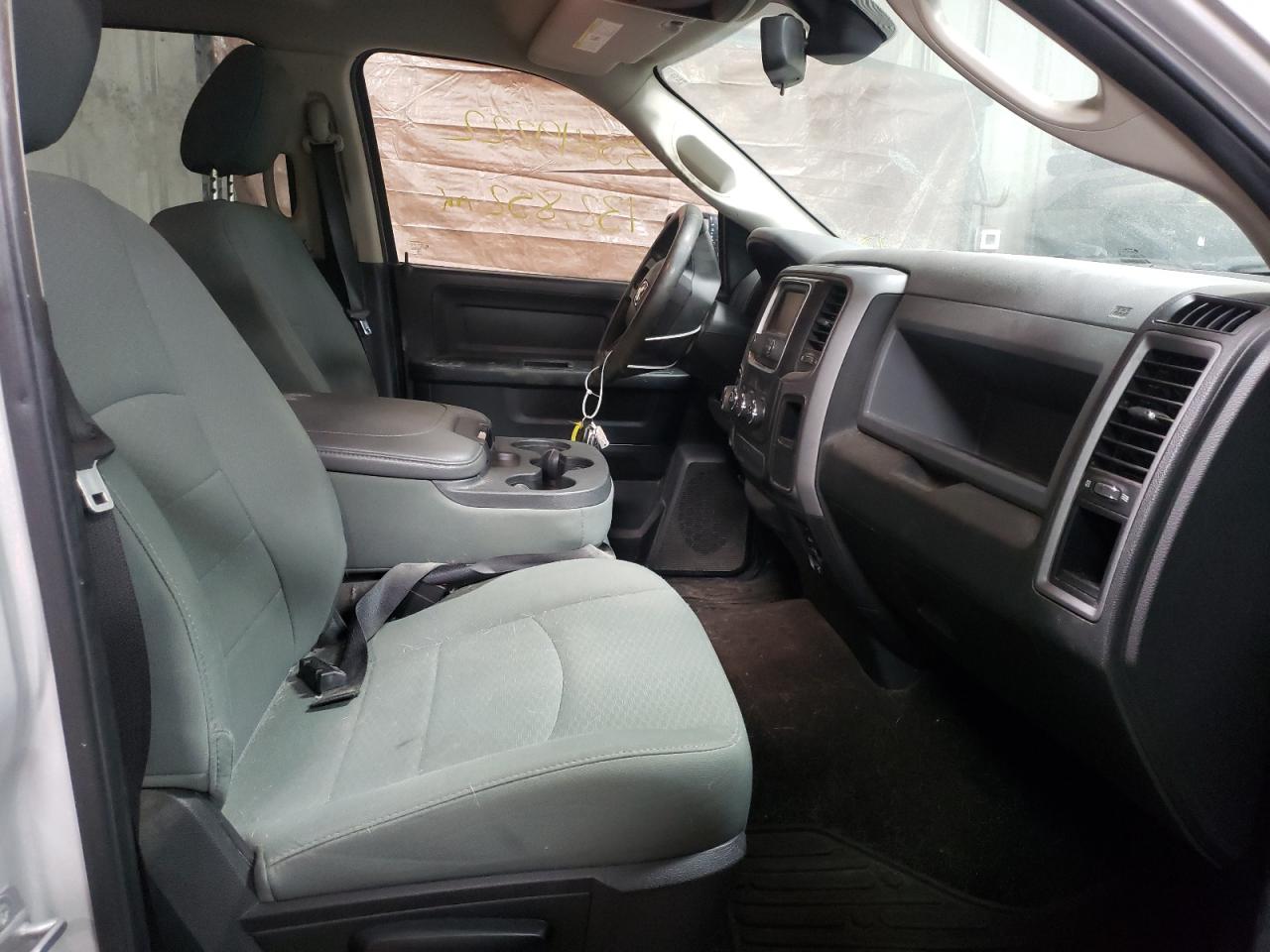 Photo 5 from auction – 2014 RAM 1500 ST with VIN 1C6RR7KT6ES317524