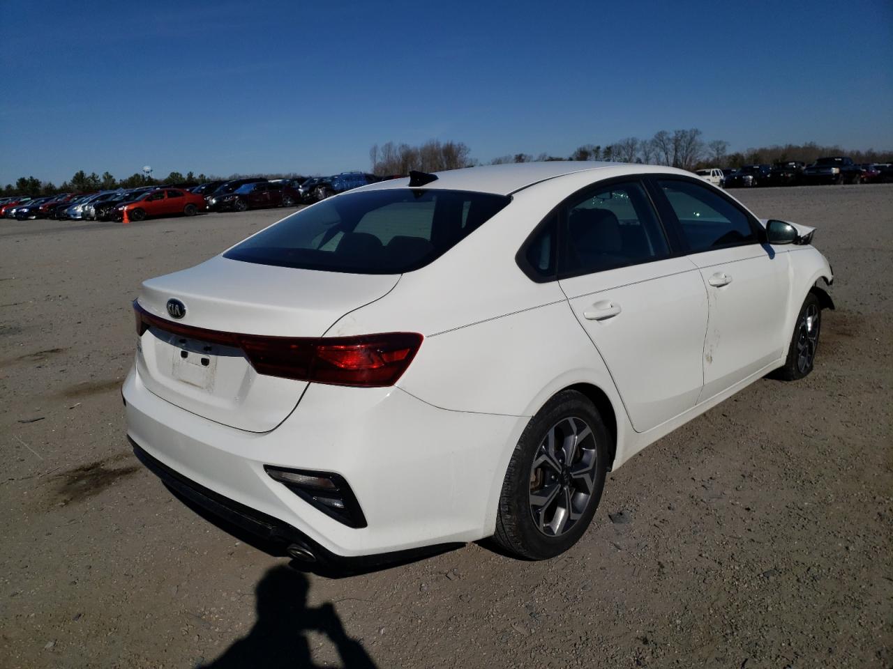 Photo 4 from auction – 2020 KIA FORTE FE with VIN 3KPF24AD5LE158925