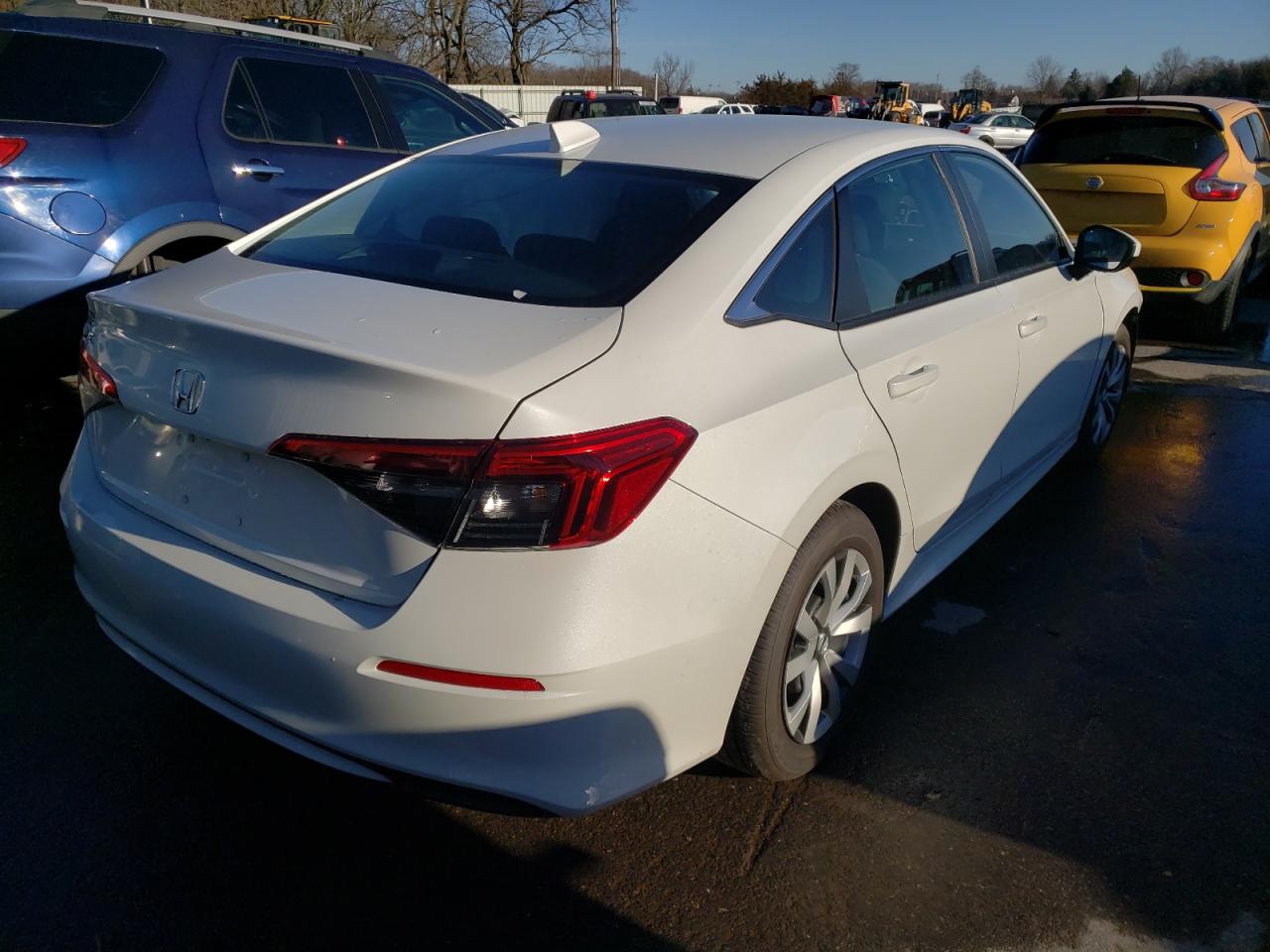 Photo 4 from auction – 2022 HONDA CIVIC LX with VIN 2HGFE2F29NH549121