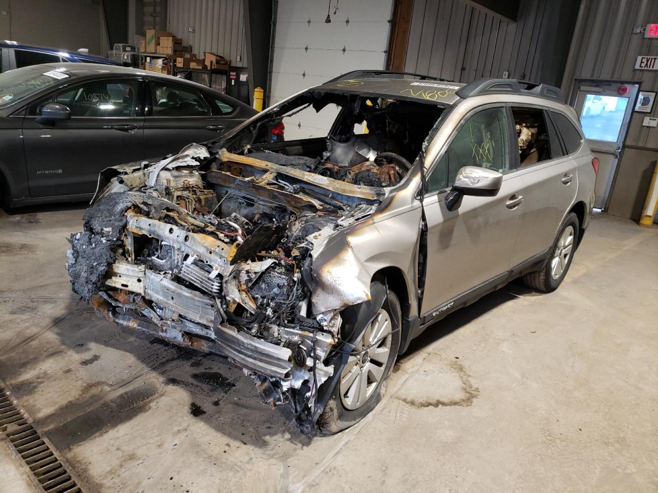 Photo 2 from auction – 2017 SUBARU OUTBACK 2. with VIN 4S4BSACC3H3401806