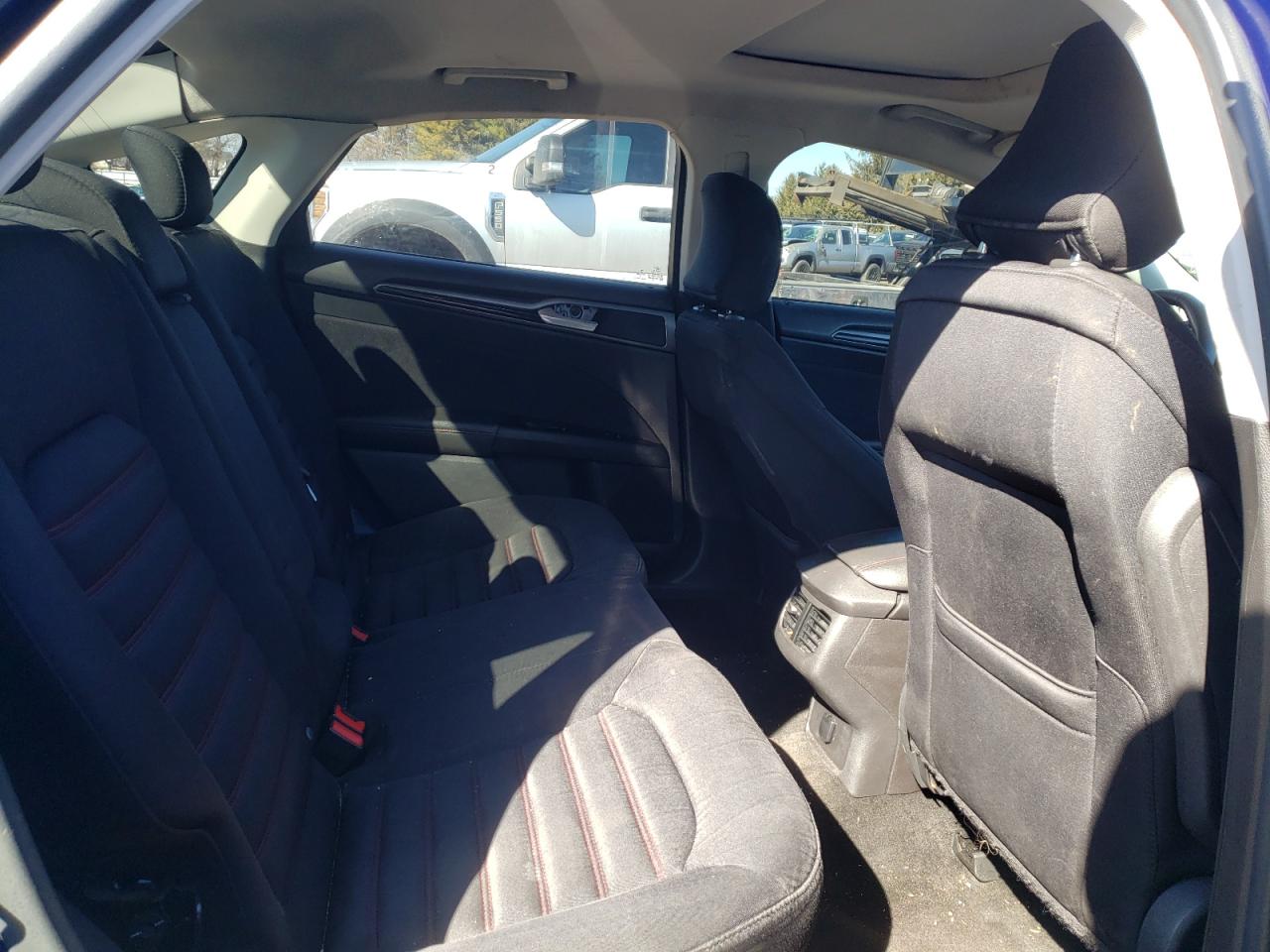 Photo 6 from auction – 2015 FORD FUSION SE with VIN 3FA6P0H72FR250734