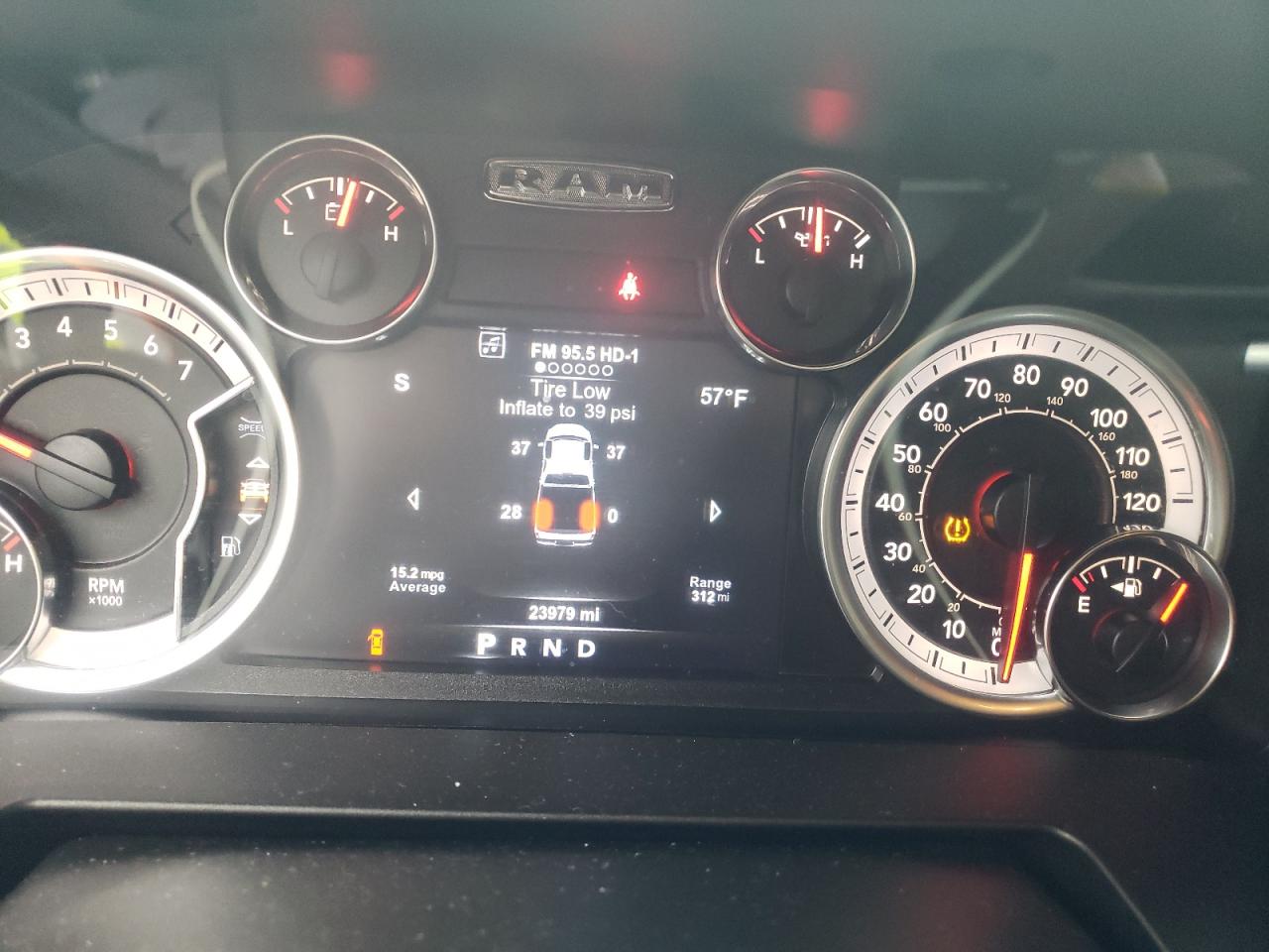 Photo 8 from auction – 2019 RAM 1500 CLASS with VIN 1C6RR6LT8KS563642
