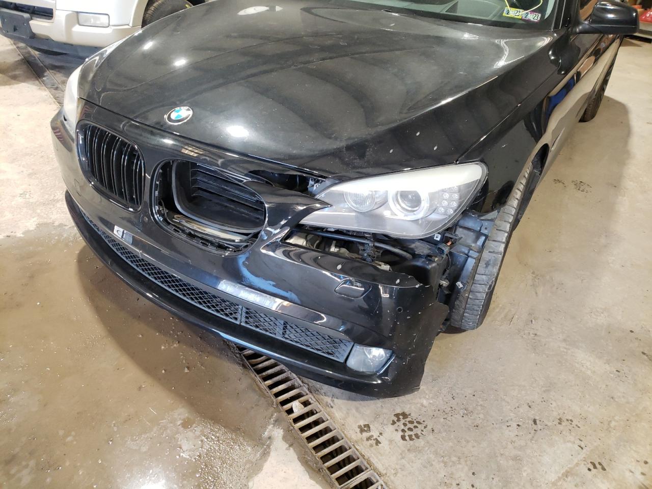 Photo 9 from auction – 2012 BMW 750LI XDRI with VIN WBAKC8C5XCC434884