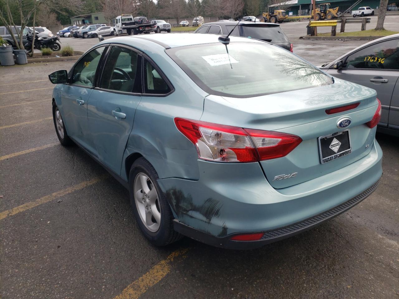 Photo 3 from auction – 2012 FORD FOCUS SE with VIN 1FAHP3F21CL337388