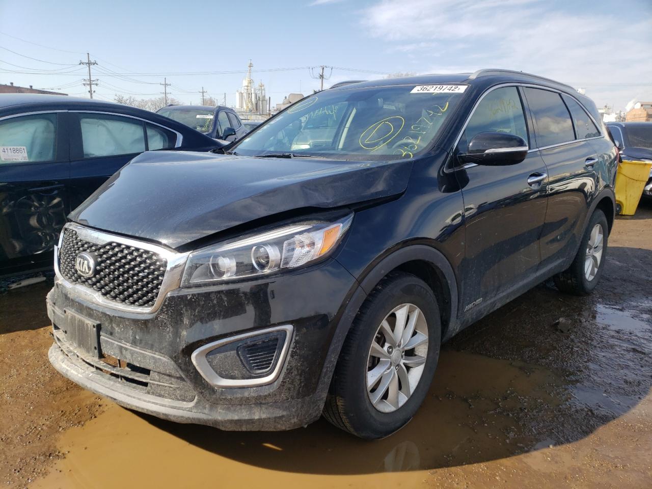 Photo 2 from auction – 2016 KIA SORENTO LX with VIN 5XYPGDA58GG179632