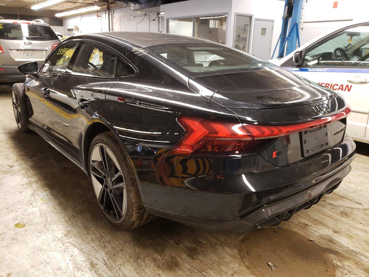 Photo 3 from auction – 2022 AUDI RS E-TRON with VIN WAUAHBFW1N7901975