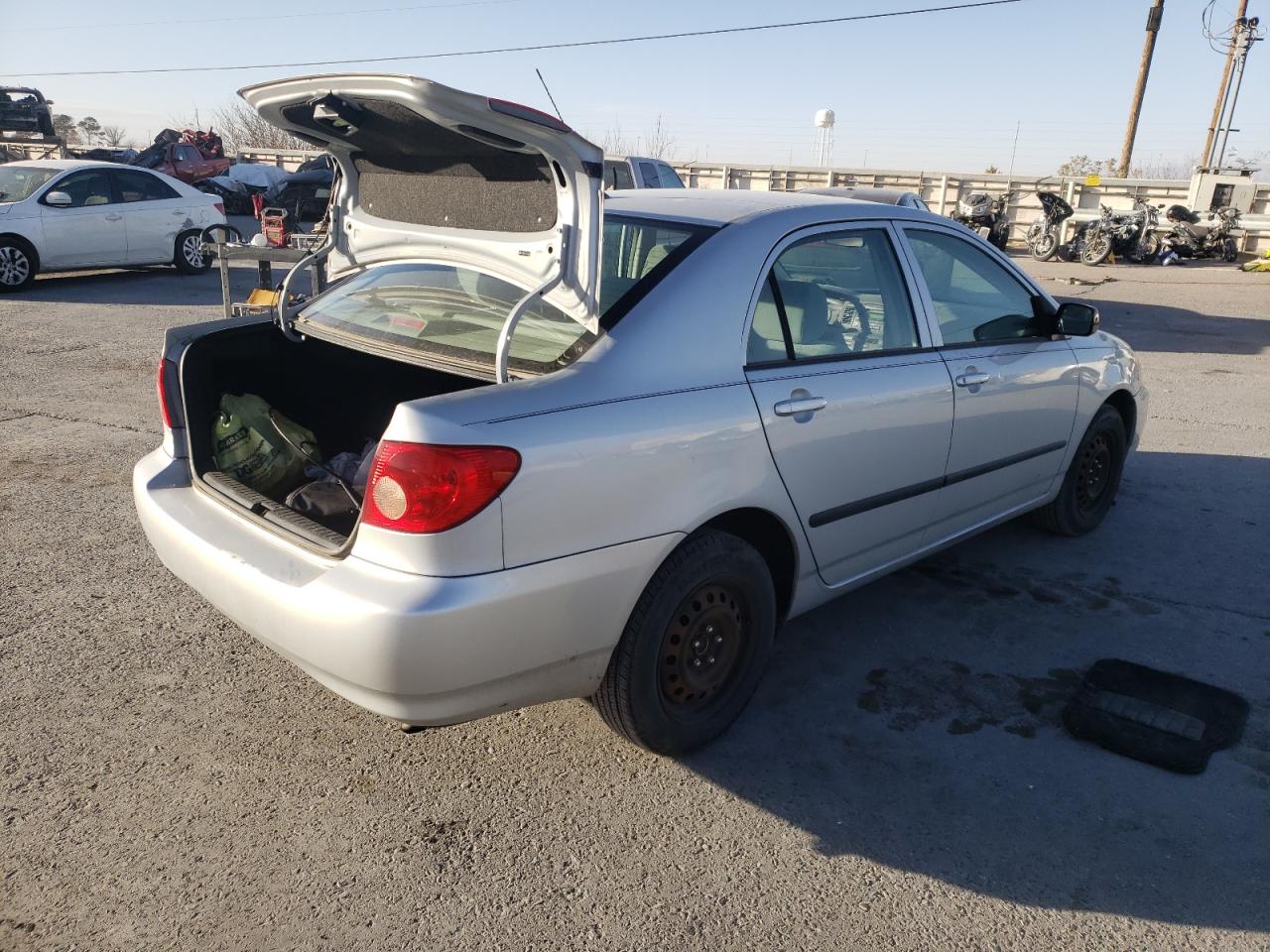 Photo 4 from auction – 2005 TOYOTA COROLLA CE with VIN 2T1BR32E45C446643