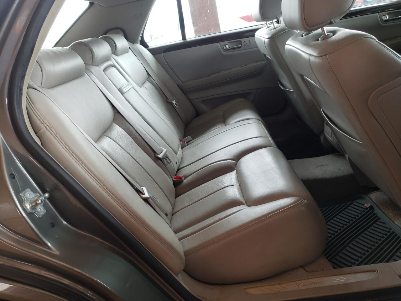 Photo 6 from auction – 2008 CADILLAC DTS with VIN 1G6KD57Y18U137414