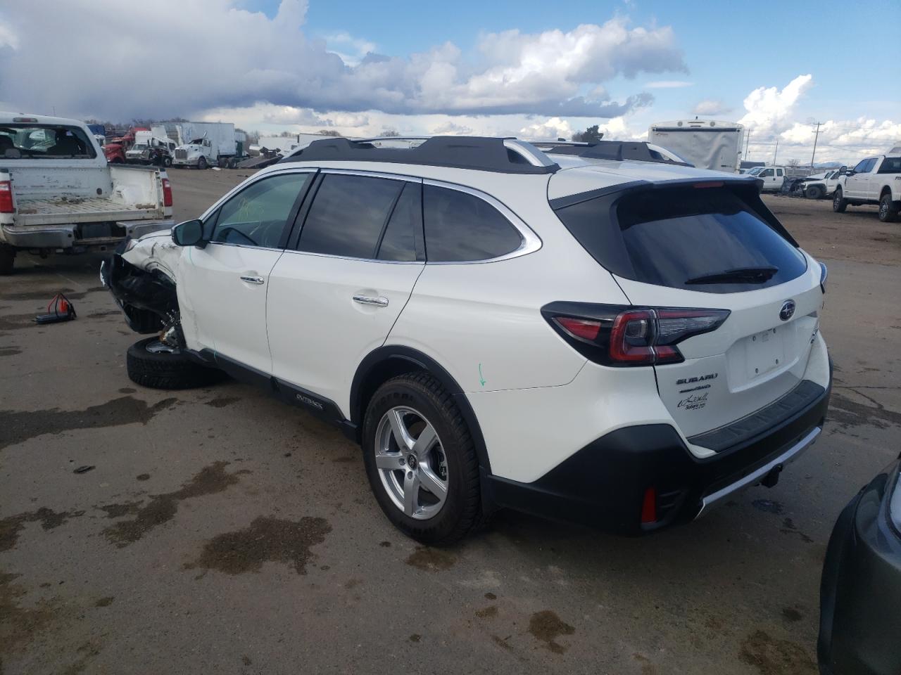 Photo 3 from auction – 2020 SUBARU OUTBACK TO with VIN 4S4BTAPC2L3222205