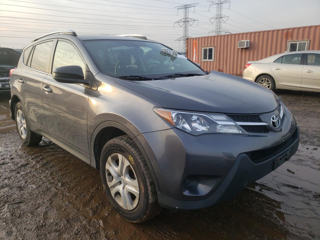 TOYOTA RAV4 LE 2015 with VIN JTMBFREV0FD148604 - Photo from auction