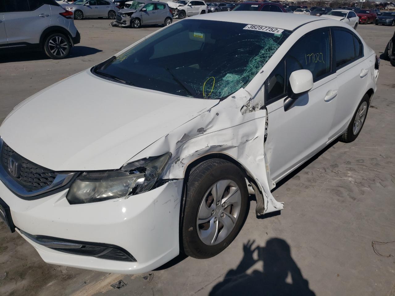 Photo 9 from auction – 2013 HONDA CIVIC LX with VIN 19XFB2F52DE065268